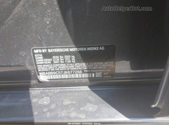 WBA8B9C57JK677266 2018 BMW OTHER Gray Vista del compartimento del motor