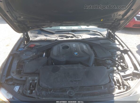 WBA8B9C57JK677266 2018 BMW OTHER Gray Vista trasera