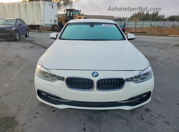 WBA8B9G51JNU96169 2018 BMW OTHER Белый Вид спереди