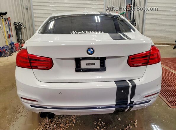 WBA8D9C37HA005085 2017 BMW OTHER White Vista trasera