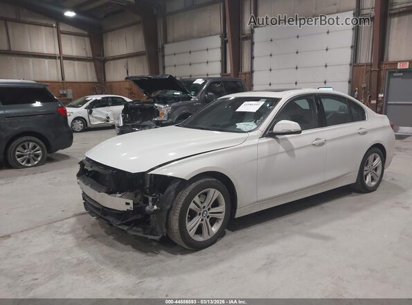 WBA8D9G55JNU66845 2018 BMW OTHER Белый Передняя левая четверть