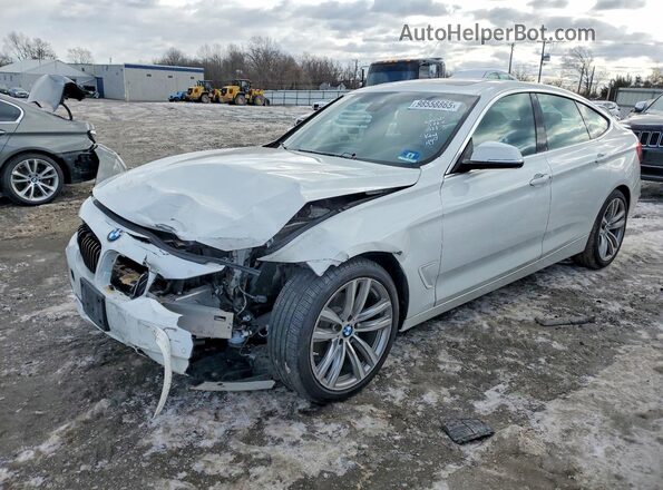 WBA8Z9C54JB219924 2018 BMW OTHER Белый Передняя левая четверть