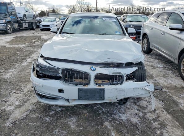 WBA8Z9C54JB219924 2018 BMW OTHER Белый Вид спереди