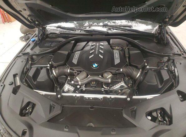 WBABC4C03PCM95366 2023 BMW M8 Gray Вид задньої частини салону