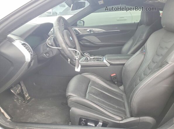 WBABC4C03PCM95366 2023 BMW M8 Gray Вид салону спереду