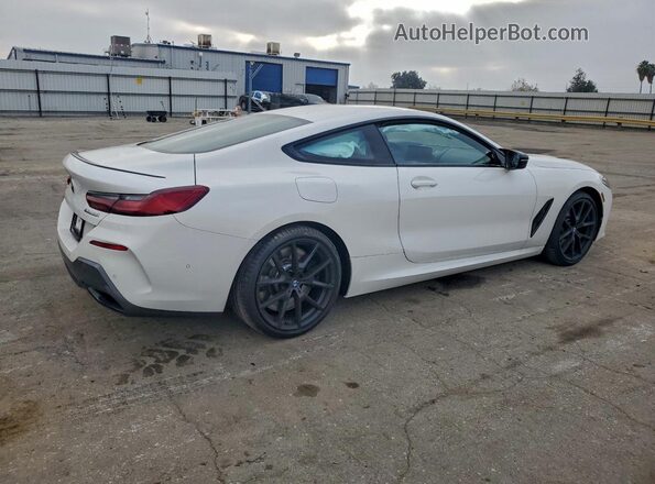WBABC4C05PCL74824 2023 BMW M8 White Tył prawy