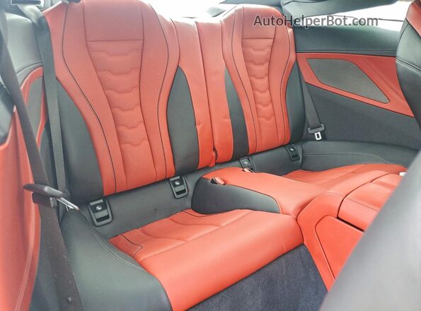WBABC4C05PCL74824 2023 BMW M8 White Widok tylnych siedzeń
