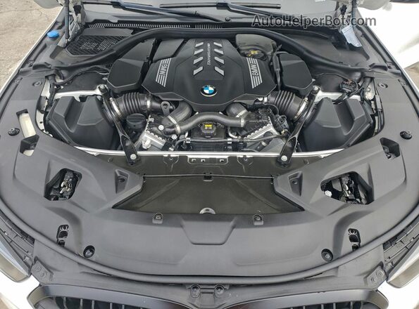 WBABC4C05PCL74824 2023 BMW M8 White Widok wnętrza z tyłu