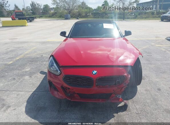 WBAHF9C01SWY46538 2025 BMW Z4 Red Vista del cuadro de instrumentos