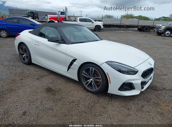 WBAHF9C07SWY37682 2025 BMW Z4 White Przód prawy