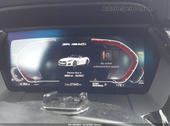 WBAHF9C07SWY37682 2025 BMW Z4 White Widok tylnych siedzeń