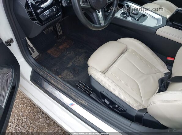 WBAHF9C07SWY37682 2025 BMW Z4 White Widok z przodu