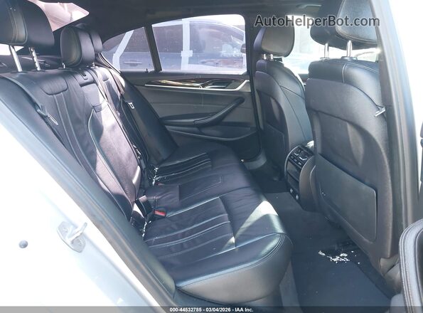 WBAJA5C38HG898030 2017 BMW OTHER Серый Вид наклейки с VIN-кодом