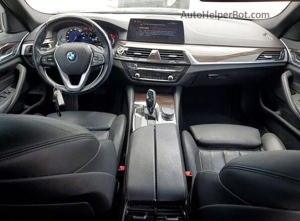 WBAJA5C58JWA36071 2018 BMW 5 SERIES Черный Вид панели приборов