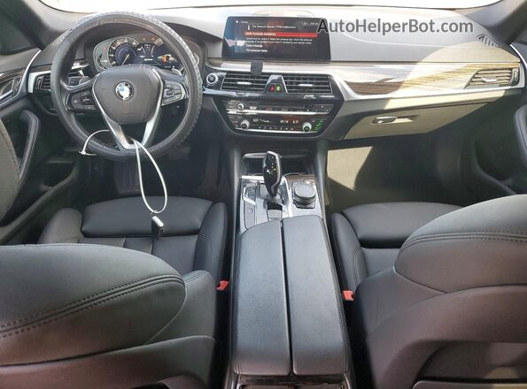 WBAJA9C52KB391931 2019 BMW 5 SERIES White Вид панелі приладів