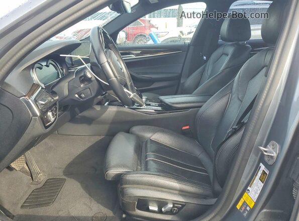 WBAJA9C56JB252190 2018 BMW 5 SERIES Серый Вид салона спереди