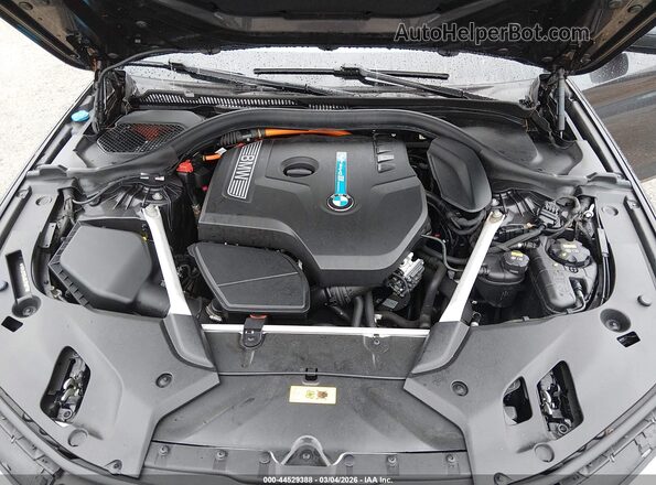 WBAJB1C54KB376877 2019 BMW 5 SERIES Gray Вид ззаду