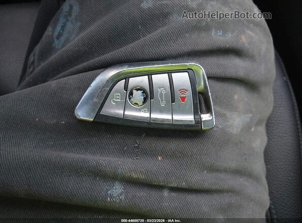 WBAJB1C5XKB376088 2019 BMW 5 SERIES Black Вид панелі приладів