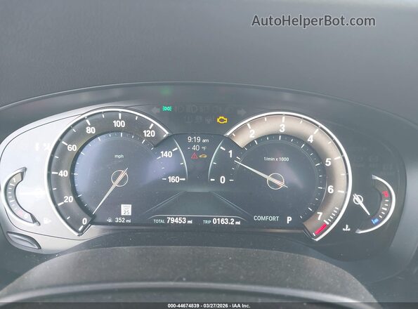 WBAJE5C50JWA97631 2018 BMW 5 SERIES Белый Вид задних сидений