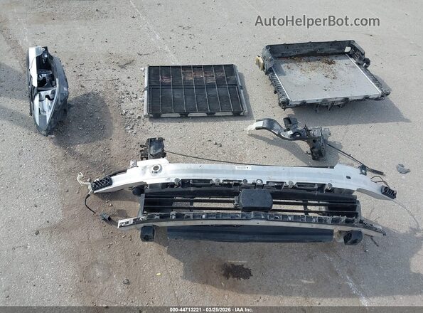 WBAJE7C5XKWW24973 2019 BMW 5 SERIES Синий Вид щитка приборов