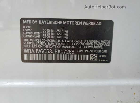 WBAJV6C53JBK07288 2018 BMW OTHER White Widok komory silnika