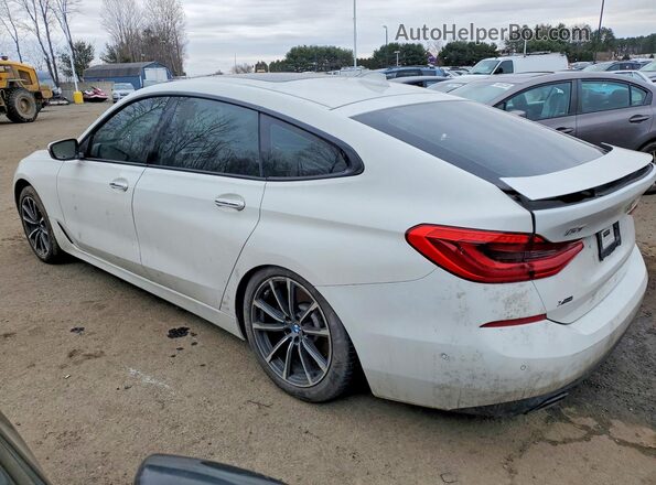 WBAJV6C53JBK07288 2018 BMW OTHER White Tył lewy