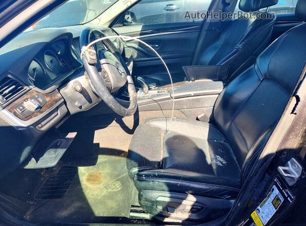 WBAXA5C57GD691978 2016 BMW 5 SERIES Gray Вид салону спереду