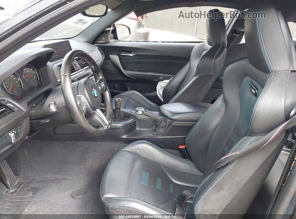 WBS2U7C05M7G75661 2021 BMW M2 Черный Вид салона спереди