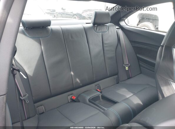 WBS2U7C59K7D09484 2019 BMW M2 Silver Widok naklejki z numerem VIN