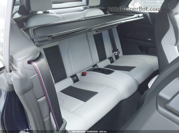 WBS33BA00RCN93944 2024 BMW M4 Blue Widok naklejki z numerem VIN