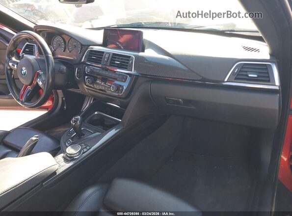 WBS3U9C51HP970710 2017 BMW M4 Red წინა სალონის ხედი