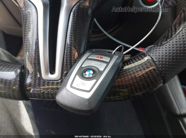 WBS3U9C52HP970926 2017 BMW M4 Белый Вид панели приборов