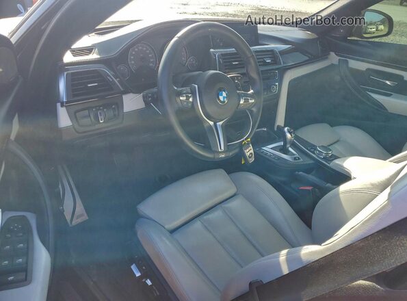WBS3U9C55GP970515 2016 BMW M4 Серый Вид панели приборов