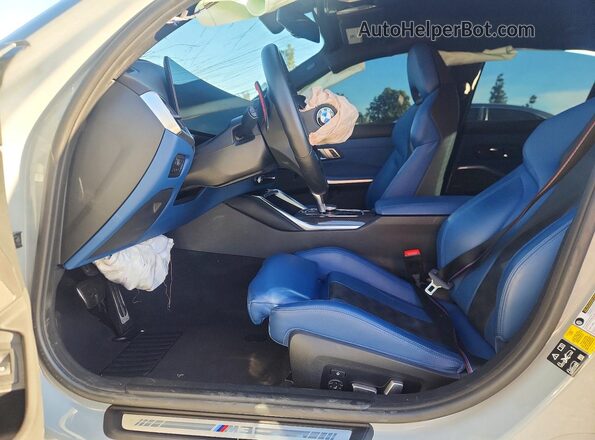 WBS43AY08PFP77643 2023 BMW M3 Gray Вид салону спереду
