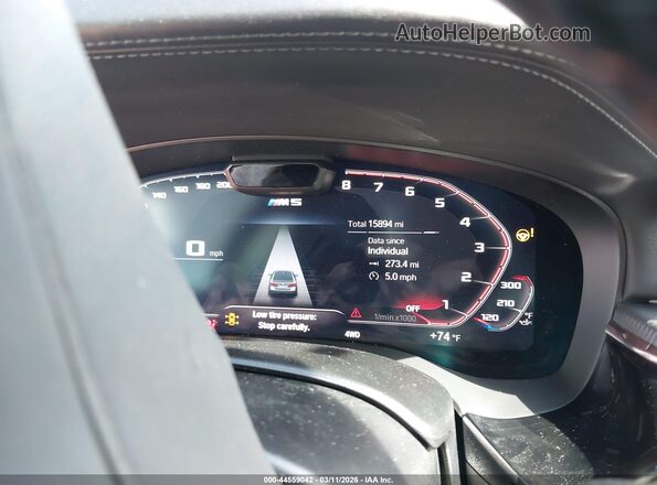 WBS83CH00PCL73119 2023 BMW M5 Gray Widok tylnych siedzeń