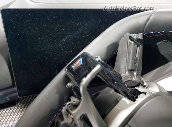 WBS83FK01TCW05540 2026 BMW M5 Синий Вид щитка приборов