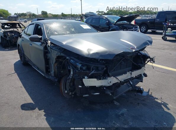 WBS83FK07SCU44450 2025 BMW M5 Black Вид спереду