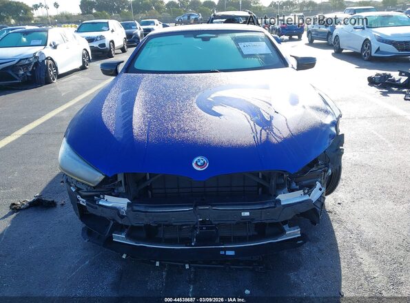 WBSDZ0C02PCM59017 2023 BMW M8 Синий Вид задней части салона