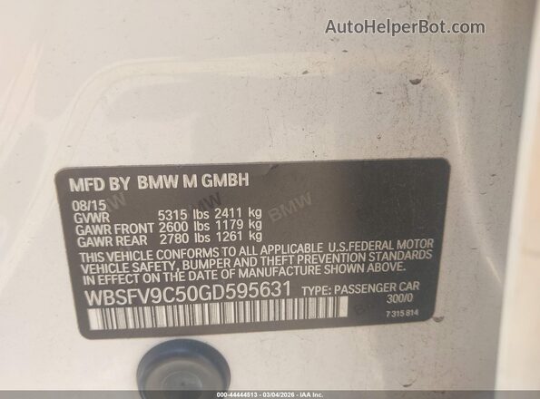 WBSFV9C50GD595631 2016 BMW M5 White Vista del compartimento del motor