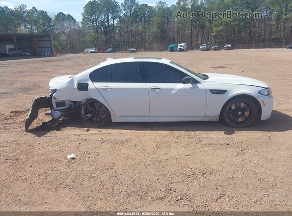WBSFV9C50GD595631 2016 BMW M5 White Vista interior trasera