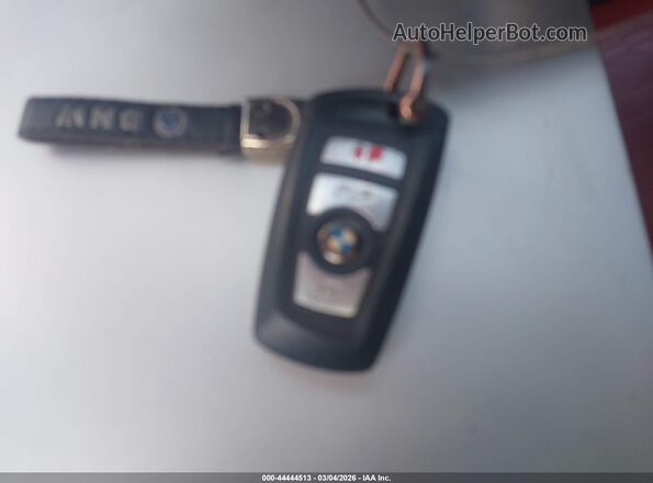 WBSFV9C50GD595631 2016 BMW M5 White Vista del salpicadero
