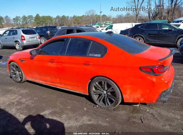 WBSJF0C57JB283411 2018 BMW M5 Orange Widok wnętrza 360 stopni