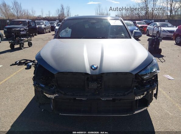 WBX63GM07T5407988 2026 BMW X2 Gray Rear interior view