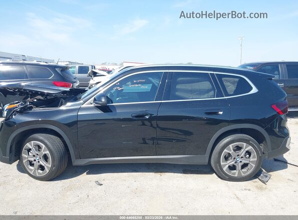WBX73EF07P5X11401 2023 BMW X1 Black Widok wnętrza 360 stopni