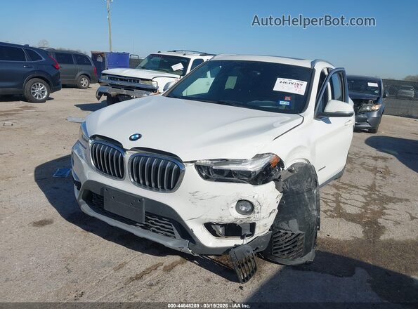 WBXHT3C30J5F92172 2018 BMW X1 Белый Передняя левая четверть