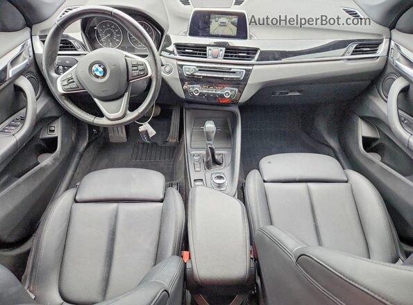 WBXHT3C31J5L25166 2018 BMW X1 Угольный Вид панели приборов