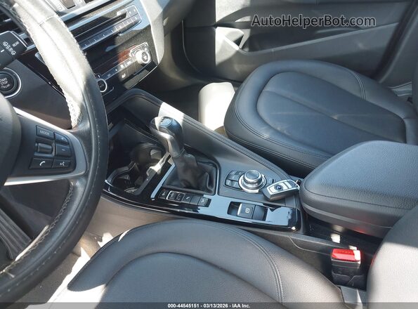 WBXHT3C34G5E49430 2016 BMW X1 Серый Вид панели приборов