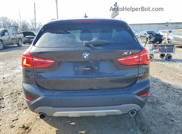 WBXHT3C34H5F70024 2017 BMW X1 Black Widok z tyłu
