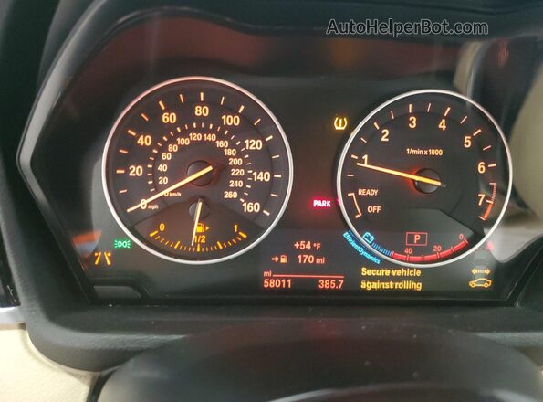 WBXHT3C37G5F66189 2016 BMW X1 White Вид щитка приладів