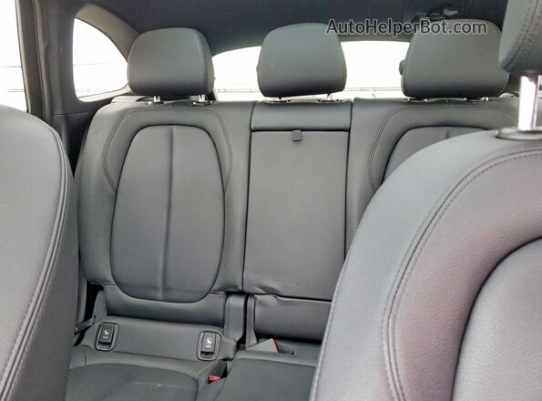 WBXHT3C56K5L36411 2019 BMW X1 Черный Вид задних сидений